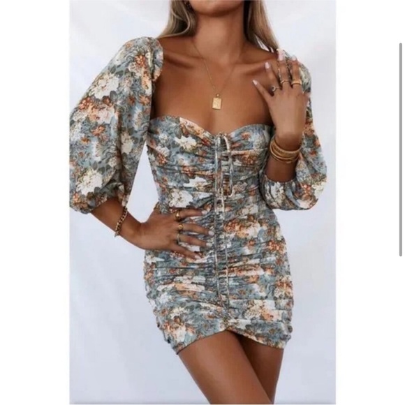 Hello Molly | Basque Country BodyCon Dress in Sage Sz 6 - Picture 2 of 15